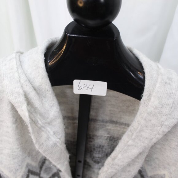 Verve Ami Ivory and Charcoal Diamond Pattern Cardigan - Picture 5 of 12